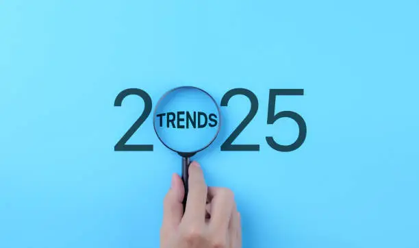 Discover the top 10 social media trends shaping 2025 — from social commerce and real-time engagement to automation, the creator economy, and the maturing metaverse. Stay ahead with expert insights from zazartech