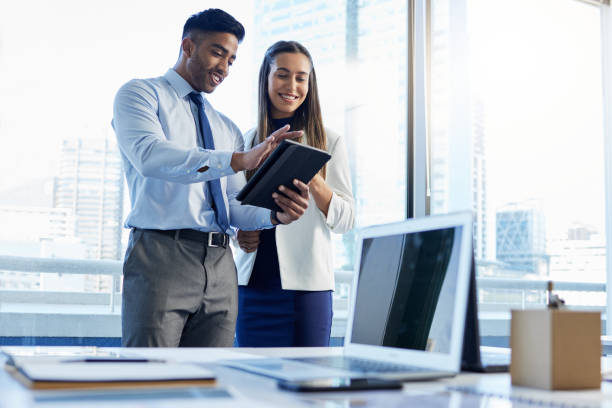 The Difference Between Social Media Marketing & Social Media Management